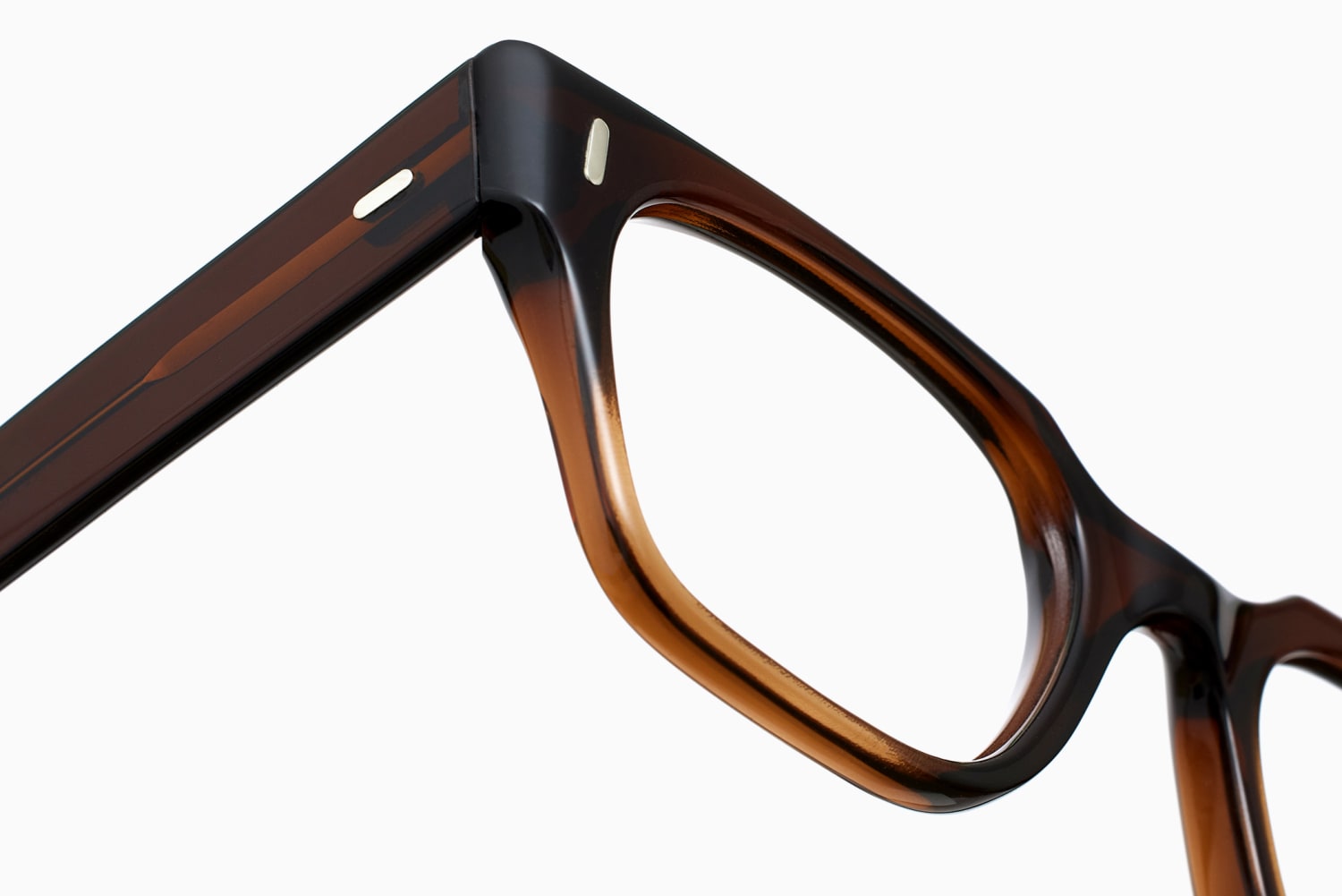 A side view from H.C Cavalier, a 1960s vintage deadstock glasses